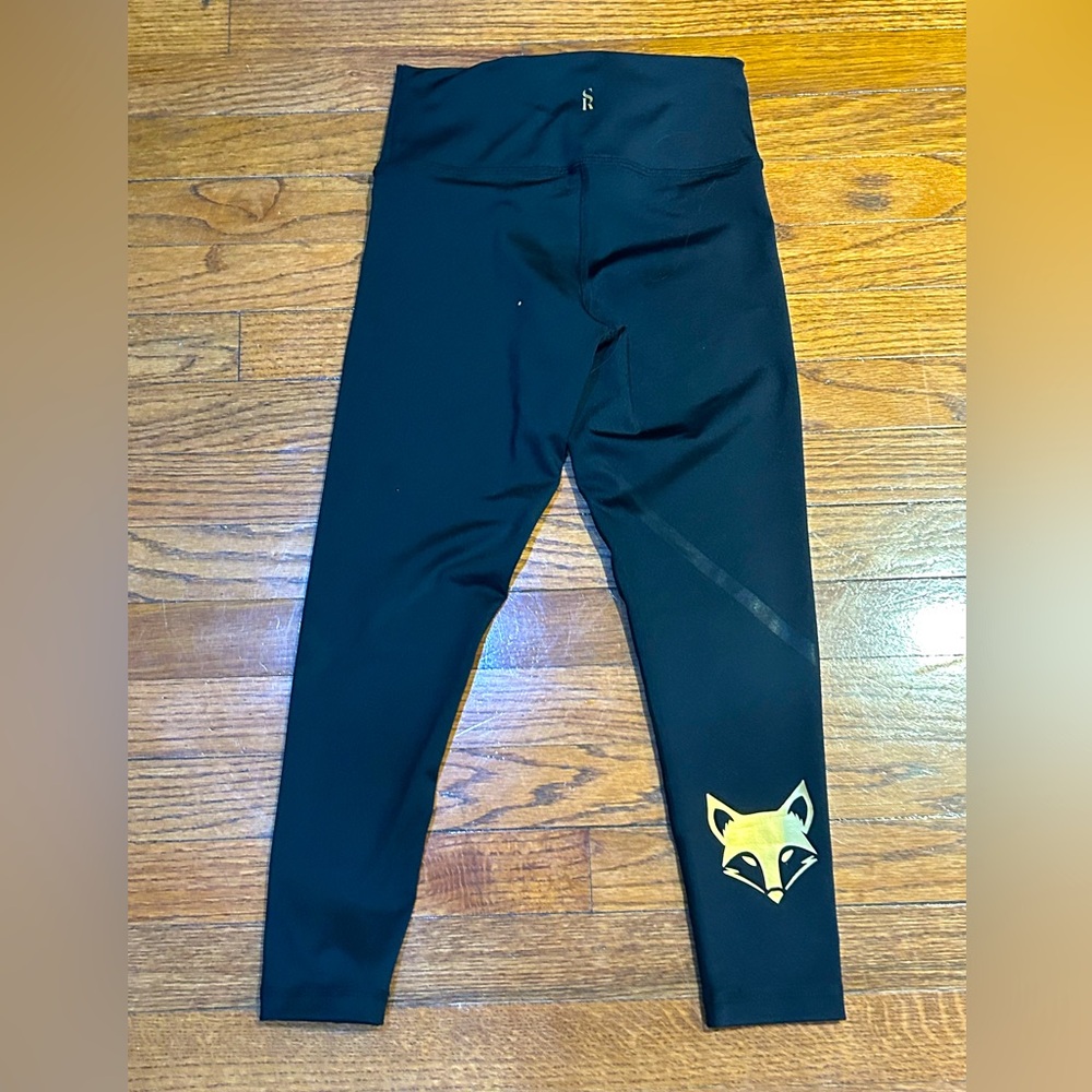 Style Reform women’s leggings with gold fox accent size small
